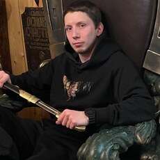 Денис, 32