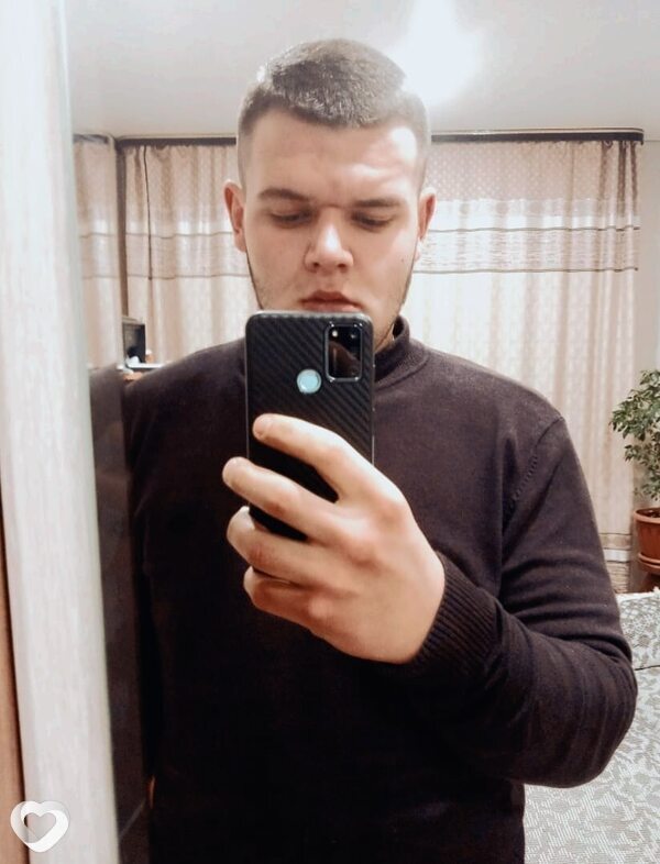 Леонид