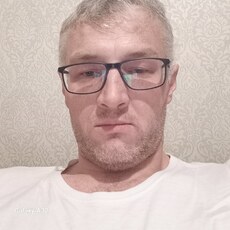 Ярослав, 35