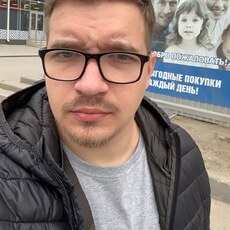 Михаил, 26