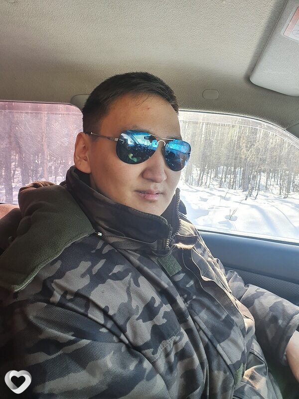 Толя