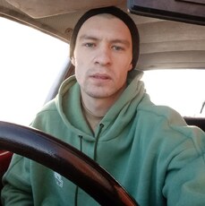 Марик, 25