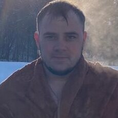 Даня, 27