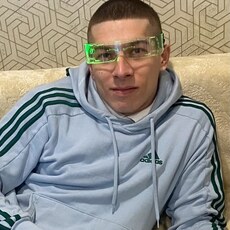 Демьян, 26