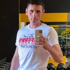 Владимир, 37