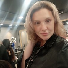 Эмма, 36