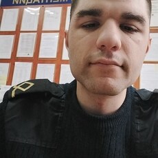 Слава, 23