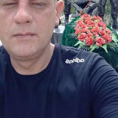 Ярослав, 44