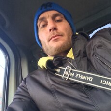 Дима, 37
