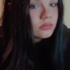 Мила, 19