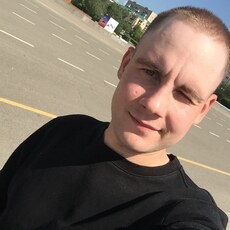 Саша, 28