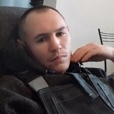 Максим, 30