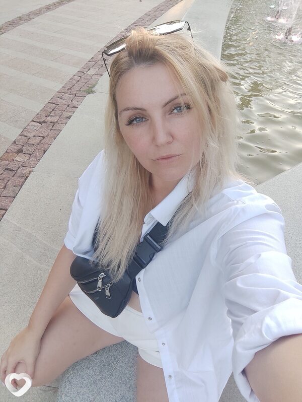 Ева