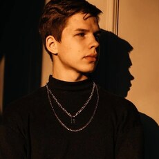 Олеж, 20
