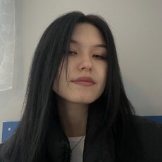 Соня, 20