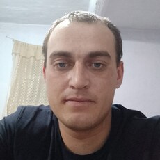 Слава, 28