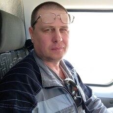 Макс, 52