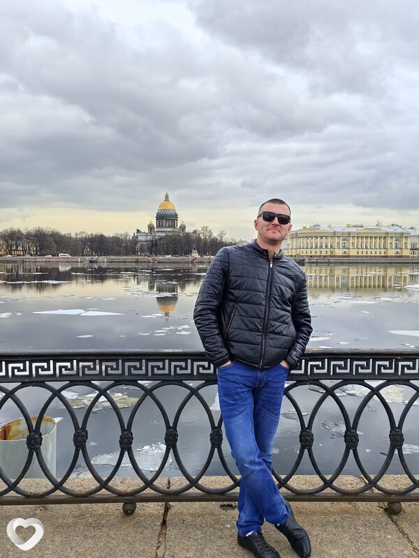 Максим
