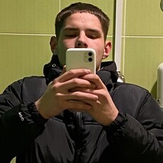 Константин, 20
