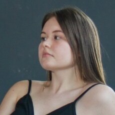 Галя, 21