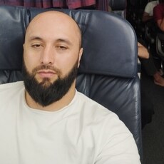 Антон, 32