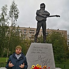 Ростислав, 34