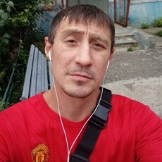 Витя, 44