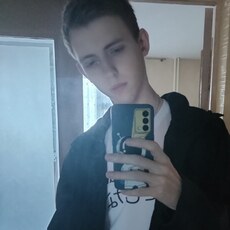 Борис, 24
