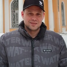 Витя, 36