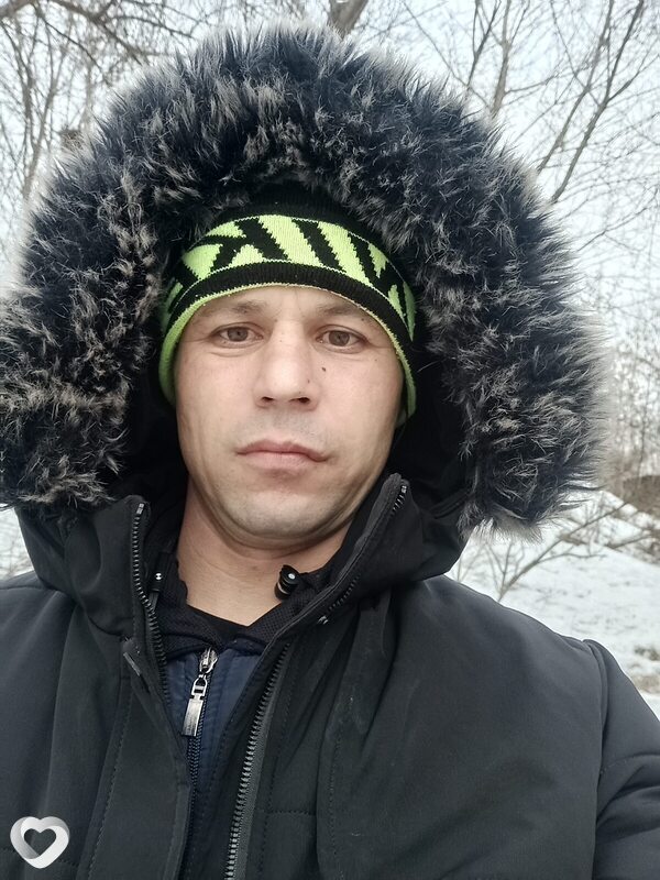 Толя
