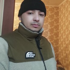 Эмиль, 33