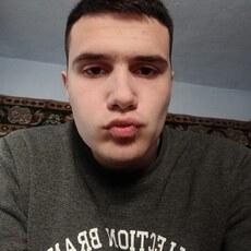 Даня, 30