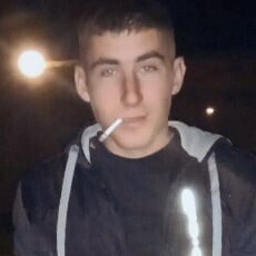 Яков, 27
