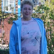 Виктория, 54