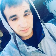 Василий, 27