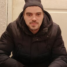 Эдуард, 30