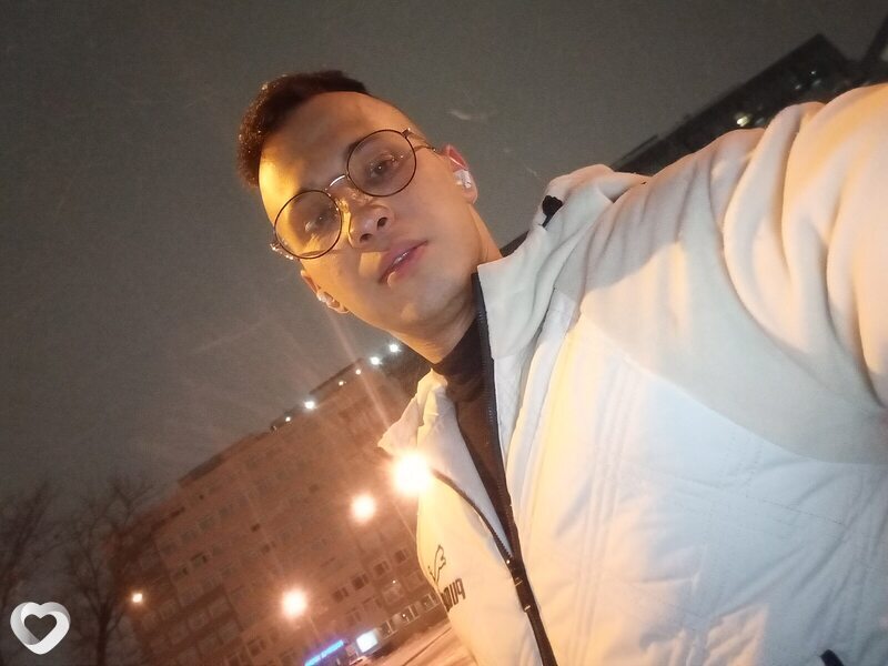 Валя