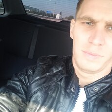 Мирон, 28