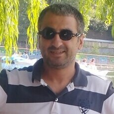Боря, 39