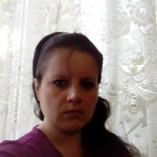 Эльвира, 45