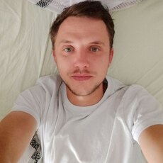 Тарас, 31