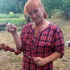 Валентина, 48