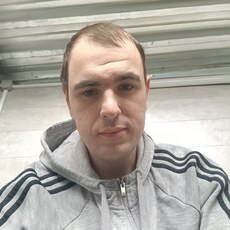 Виктор, 23