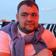 Миша, 32