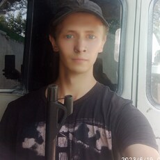 Глеб, 25