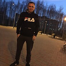 Радомир, 33