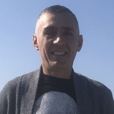 Ден, 49