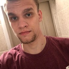 Даня, 28