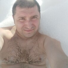 Ростислав, 42