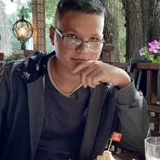 Олег, 21